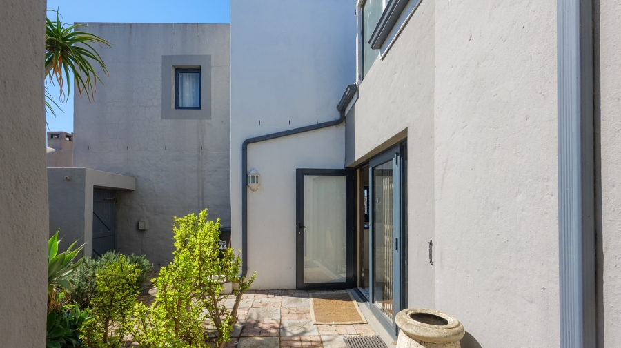 2 Bedroom Property for Sale in Bredasdorp Western Cape